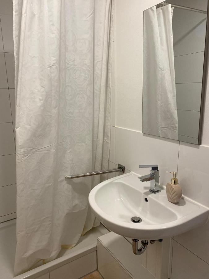 Ferienwohnung Monteurzimmer Карлсруэ Экстерьер фото