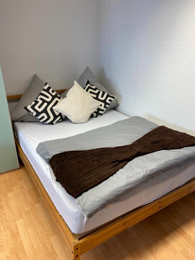 Ferienwohnung Monteurzimmer Карлсруэ Экстерьер фото